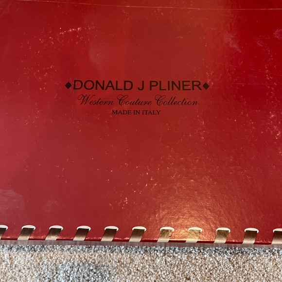 Donald J Pliner, made in Italy, women's cowboy 'peace' boots, size 9 - Picture 3 of 7